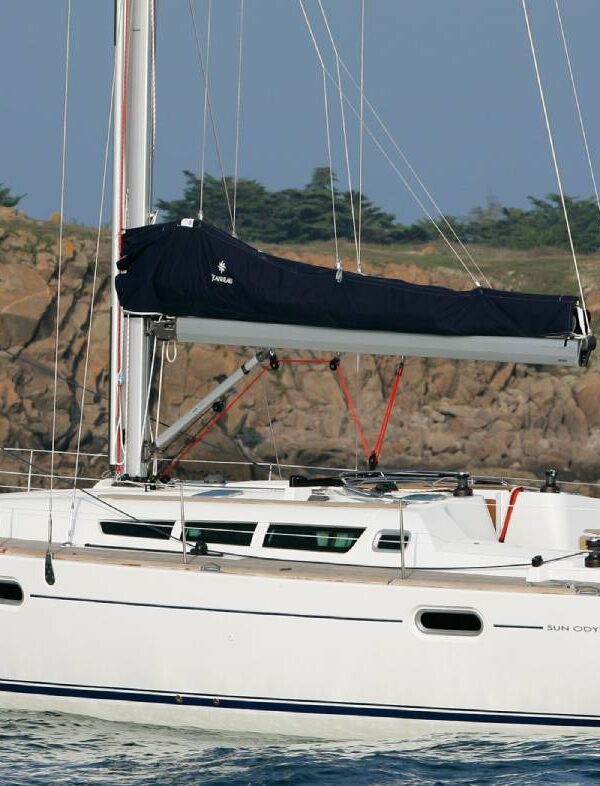 sailing yach charter in Kavala